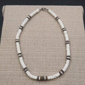 18 Inch Puka Shell Surfer Necklace B1031